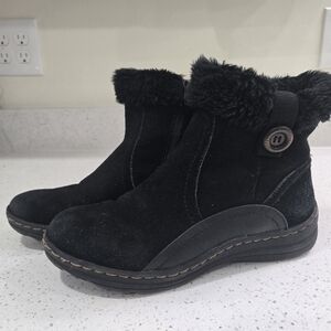 BareTraps Andee Black Suede Fur-Lined Ankle Boots Size 8